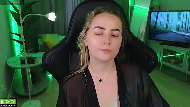 Mira_Mermayd webcam