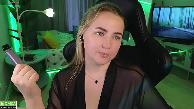 Mira_Mermayd webcam