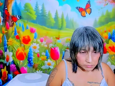 indianroxy webcam