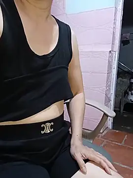 Jonaa99 live cam