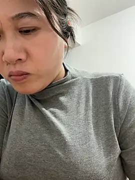 Watch daaqnn live on EroticFlix - High definition streams