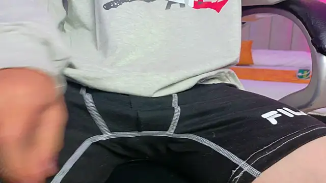 Nascary_Fox webcam