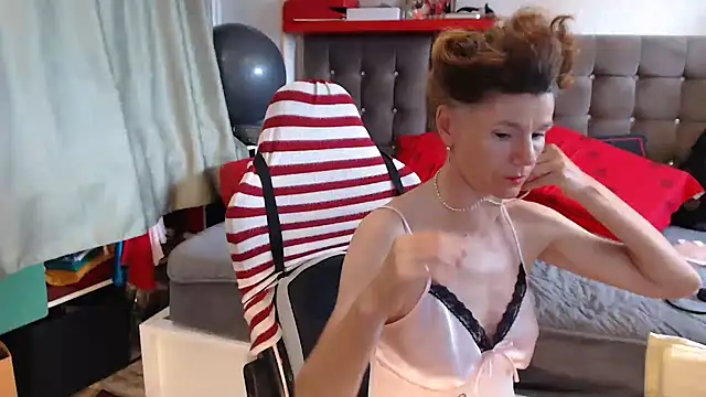 kellyterapy webcam