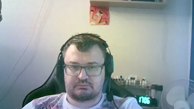 SirAbuser webcam
