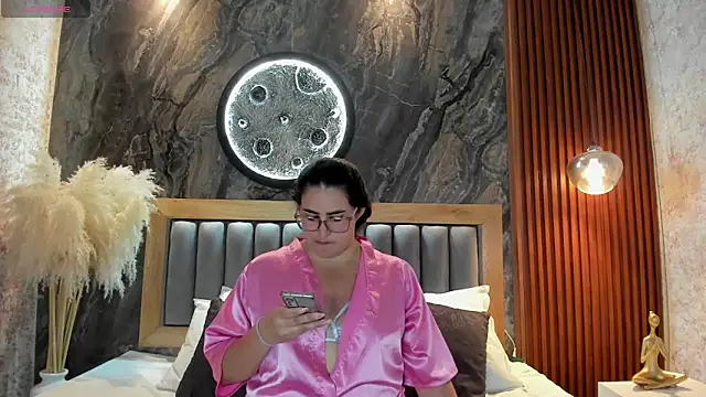 BellaPeers_ webcam