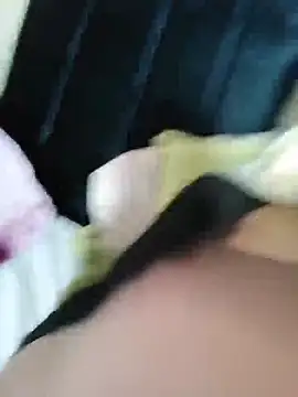 CaramelCandyxx webcam