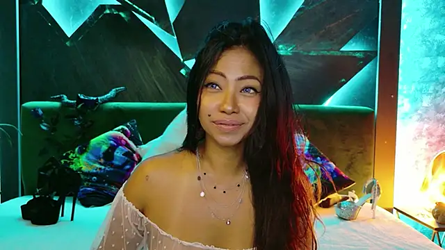 ElyaQuinn webcam