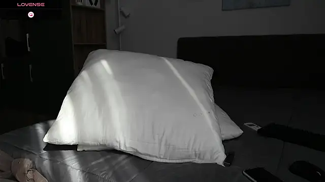 Dasha_WEYT webcam