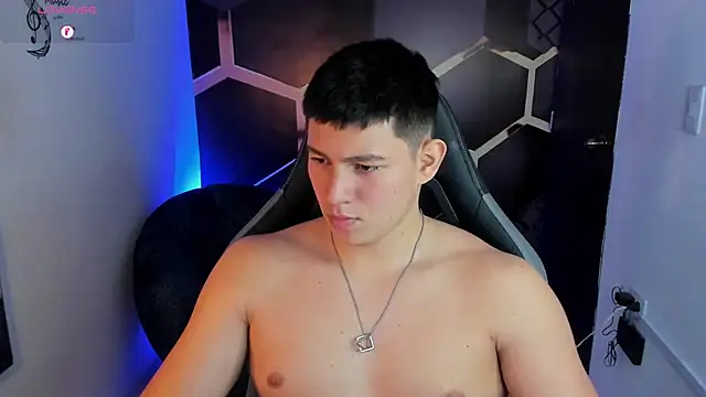 JamesCr_