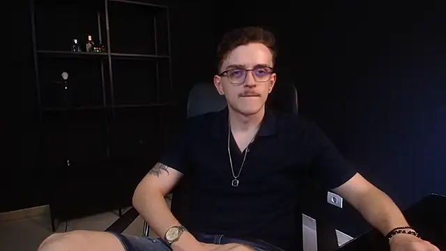 FelixStarkk live cam on StripChat