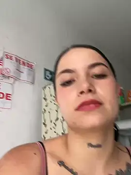Lali_HOtt