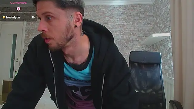 JonahShaw webcam