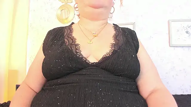 martinacurvy_ - Martinacurvy_'s free webcam - UK Sex Cams