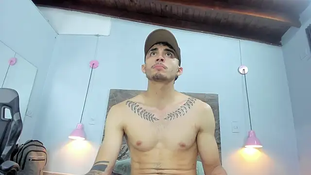 James-06 webcam