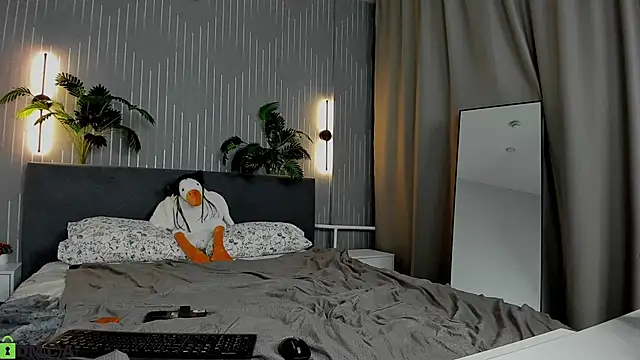Milena_Milyan webcam