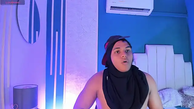 Alex_Kriz webcam