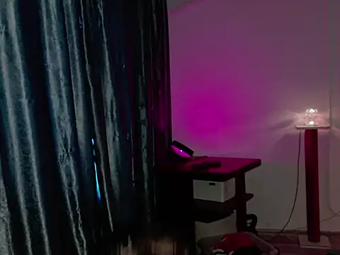 VanessaOs webcam