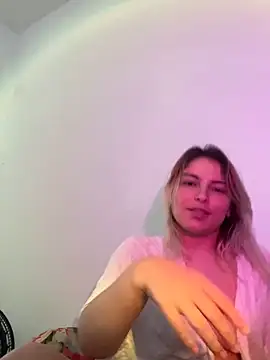 julybri webcam