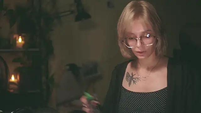 alyssa_sweet webcam