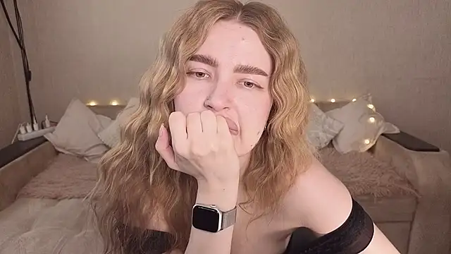 ViolettaLopez webcam