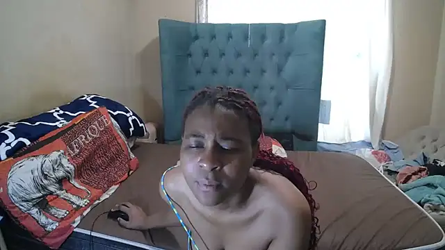 EbonyEssence webcam