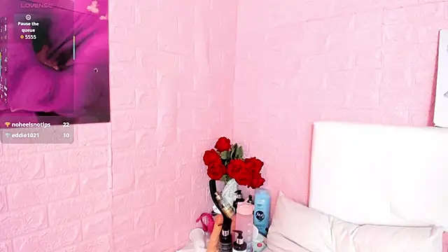 Celeste_Rox webcam