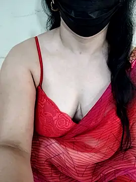 Yazhini-Cam live cam on StripChat