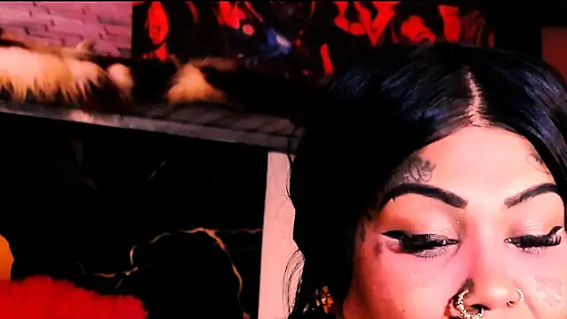 indian_dreamgirl webcam