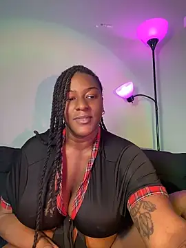 GirthGoddessCoco webcam