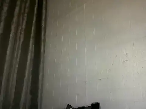 kat_mire webcam