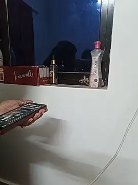 BongQueen9 webcam