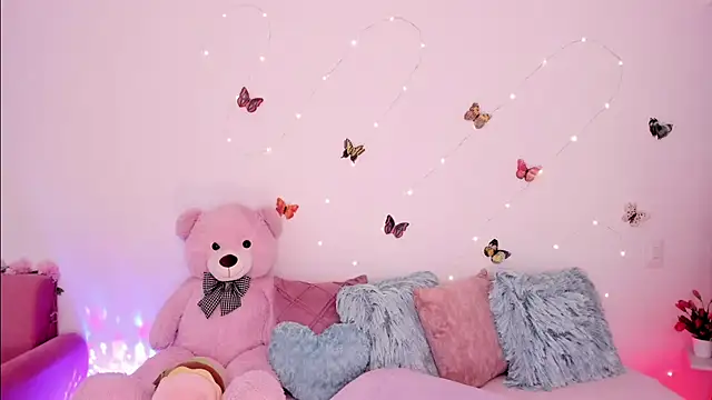 Zara_uwu_ webcam