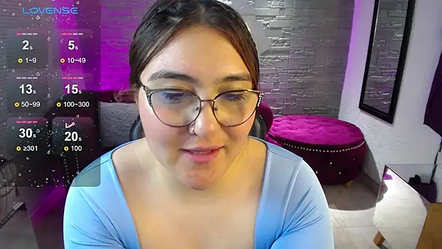 conniejames_m webcam