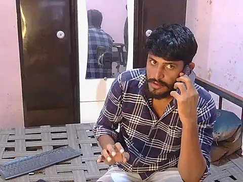 HotXKrish webcam