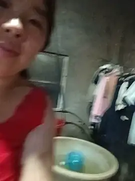 quynhkoolbae webcam