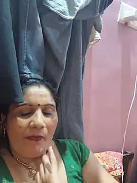 Watch Rakhi99x live on EroticFlix - High definition streams