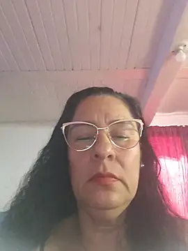 KiaraFoster webcam