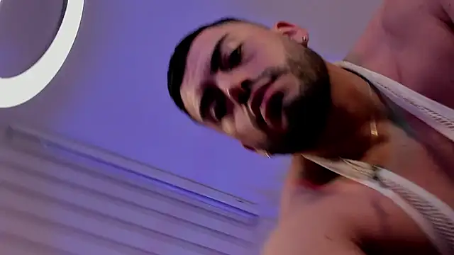 Alexander_Diazz webcam