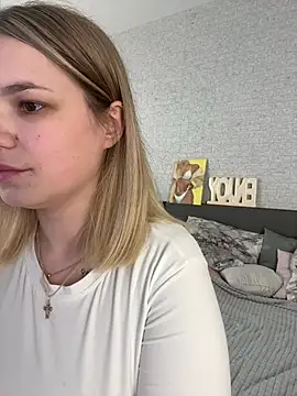 KimEvanss webcam