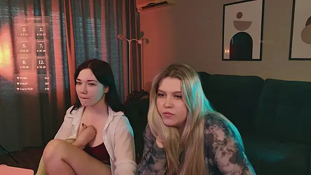 velourrra webcam