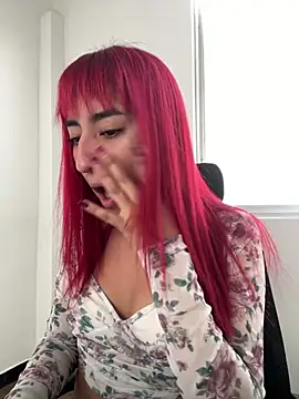 Juliethademon webcam