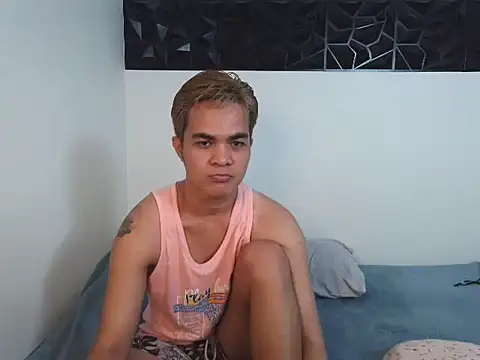 yourmikexxx webcam