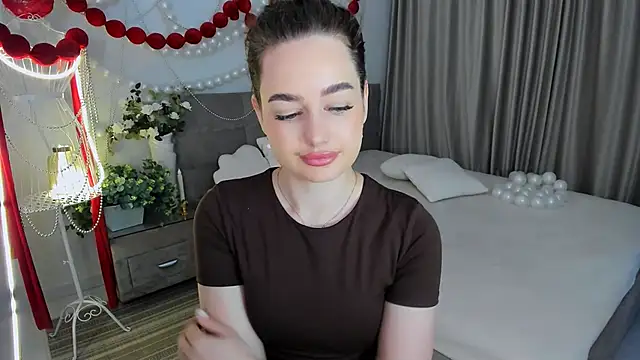 MiracleCurly webcam