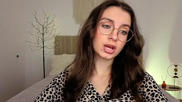 Real_cutie1 webcam
