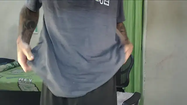 emiliano_hottt webcam