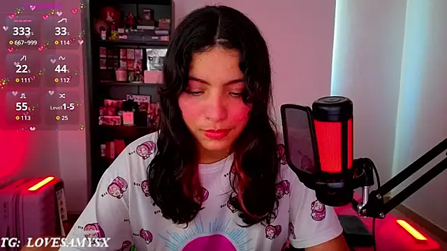 Lovelyamyy webcam