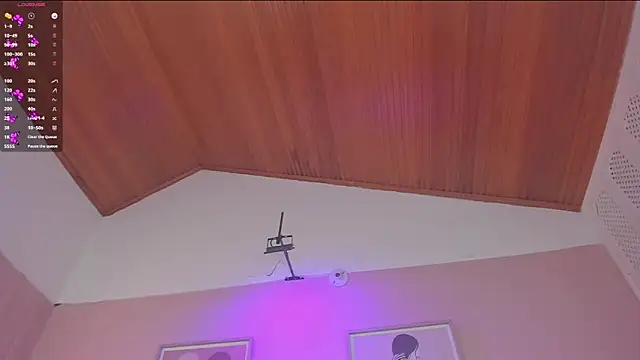 elodie_walker webcam