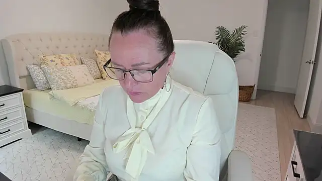 Vika73 webcam