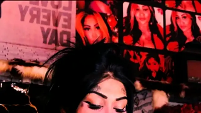 indian_dreamgirl webcam