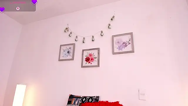 mely_rosse_ webcam